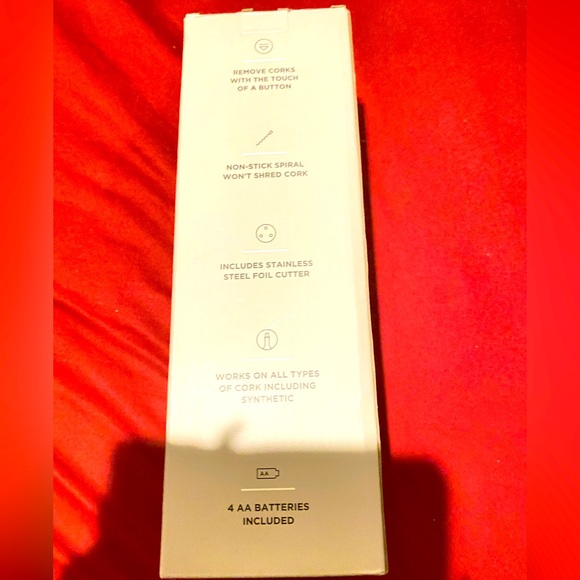 NWT: RABBIT - AUTOMATIC ELECTRIC CORKSCREW WITH FOUL CUTTER - Picture 4 of 6